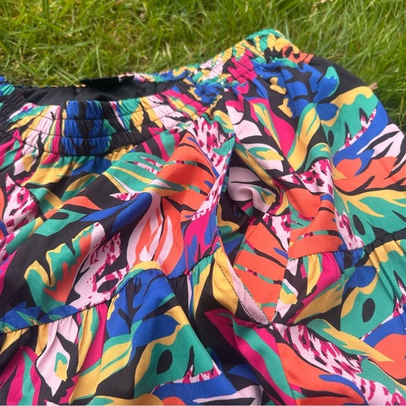 June + Vie Hawaiian Print Skirt Plus Size 30W Elastic Waistband Ruffles Color!! - Picture 7 of 12